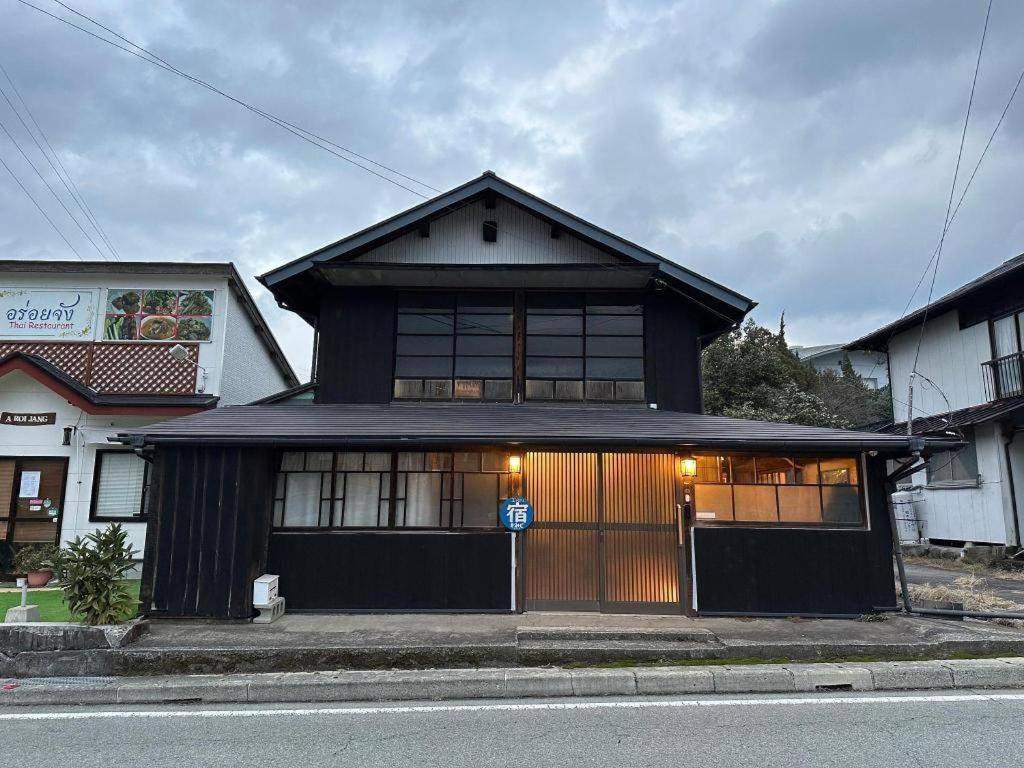 Momiji Hostel Minamiaso Экстерьер фото